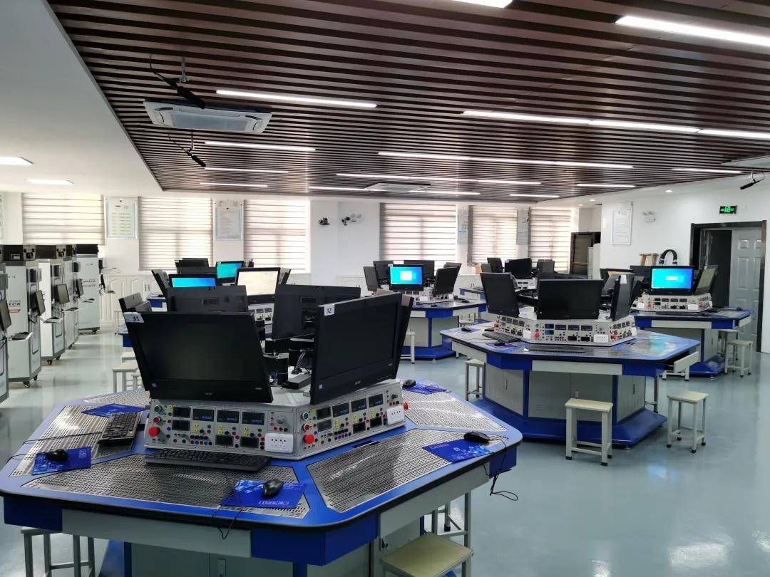 【信息工程學院】電子應用技術專業_輔助設計